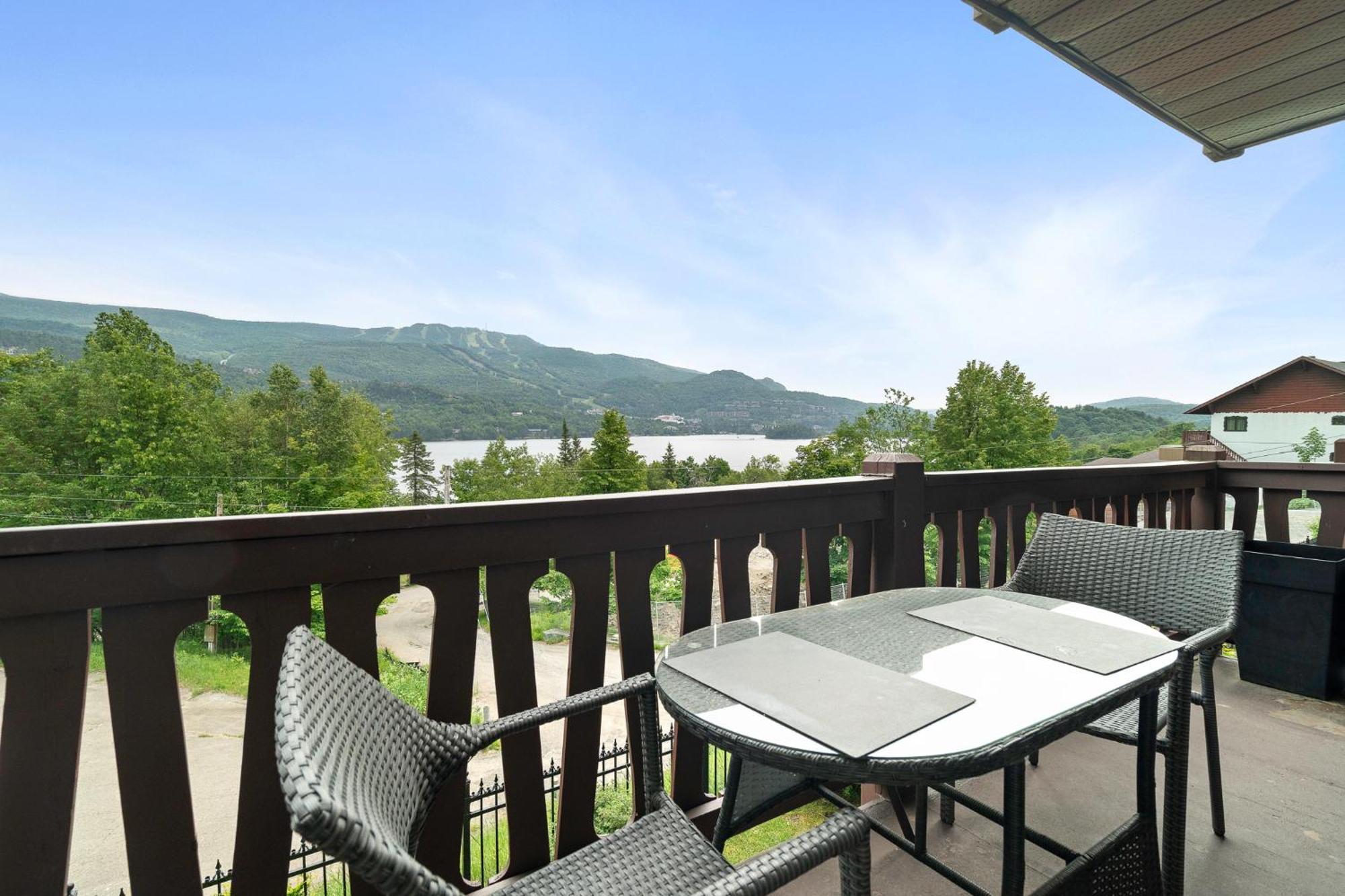 Modern Warm Condo With Views Of Mont Tremblant ภายนอก รูปภาพ